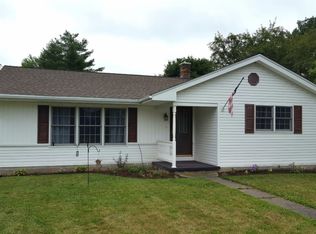 127 School St, Spring Mills, PA 16875