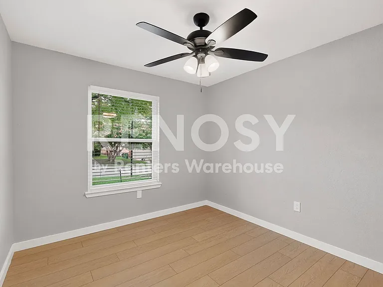 1408 Seely St — Photo 31