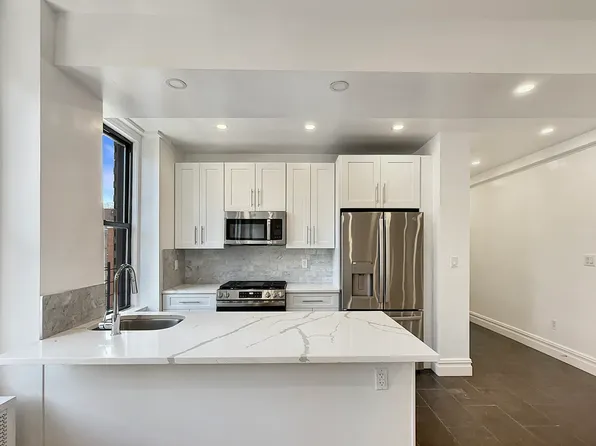 618 Amsterdam Ave #12A, New York, NY 10024