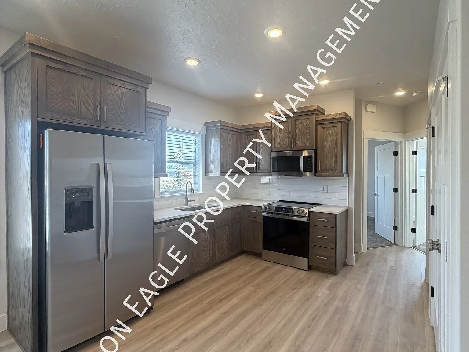 2 bed, 1.0 bath, 977 sqft, $1,495 — Photo 3