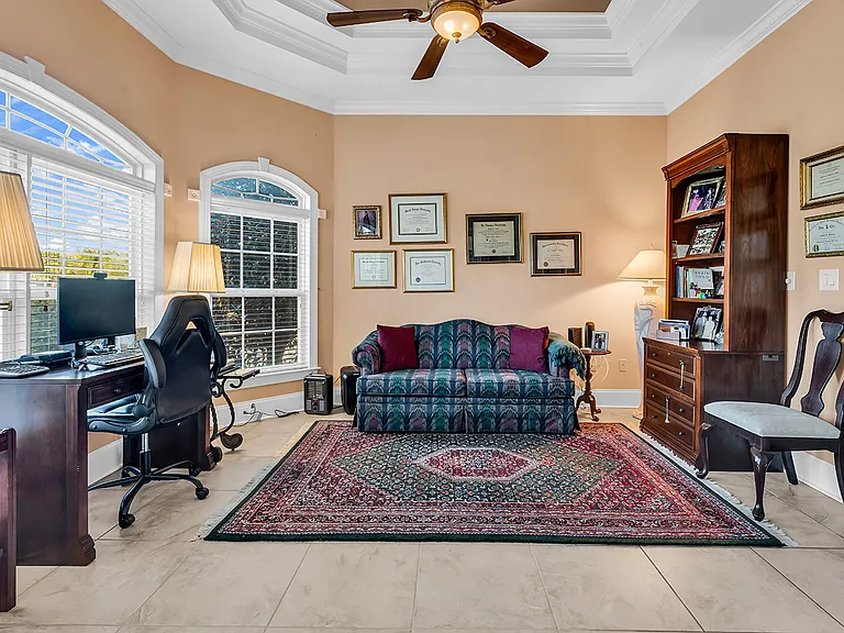 801 Bluffview Dr — Photo 15