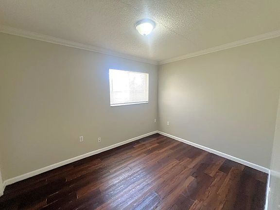 5th image of 11654 NW 31st St