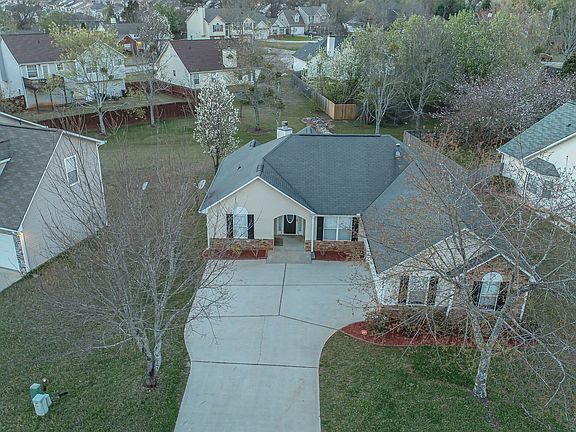 3rd image of 5025 Towne Park Dr