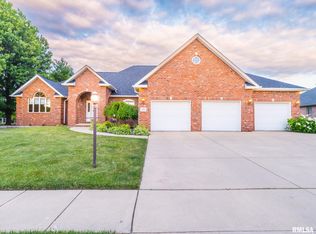 1512 Indigo Dr, Morton, IL