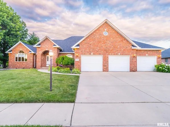 1512 Indigo Dr, Morton, IL 61550