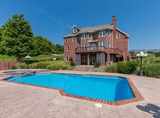 78 Pebble Beach Dr, Clever, MO 65631