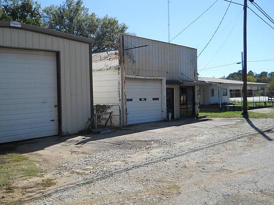 5th image of 1026 S 4th St