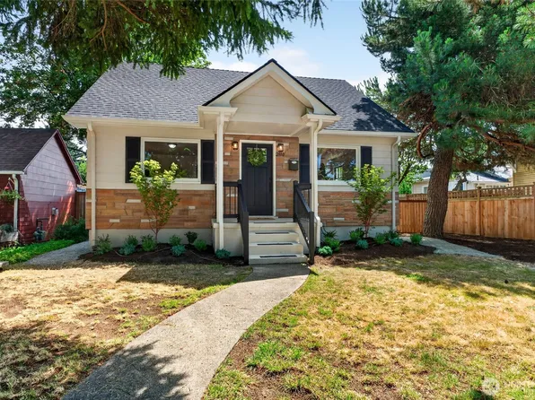 2910 N 9th Street, Tacoma, WA 98406