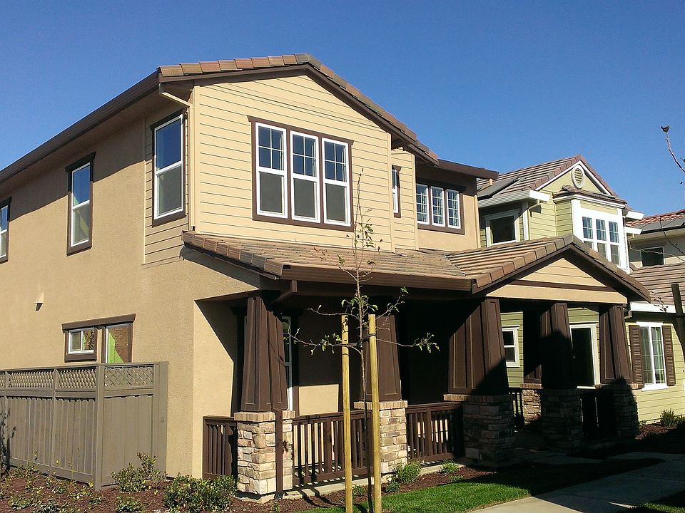 1st image of 332 W Abbey Ln