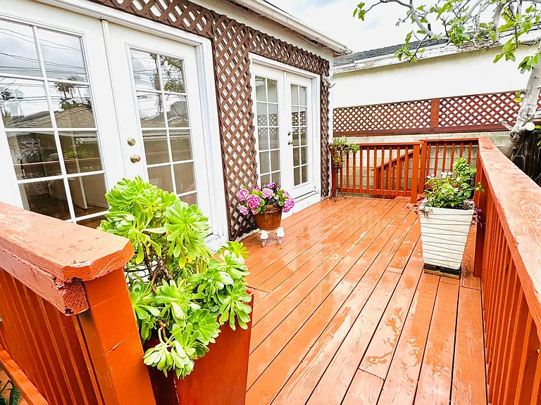 5110 Inglewood Blvd — Photo 27