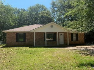 202 Donnybrook Dr, Carriere, MS 39426