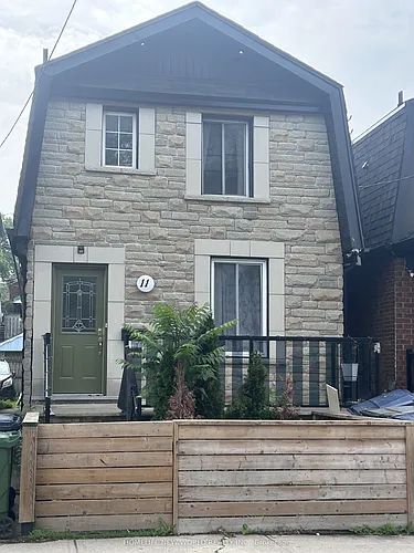 11 Humber Blvd #UPPER Photo 1 11 Humber Blvd #UPPER Photo 1