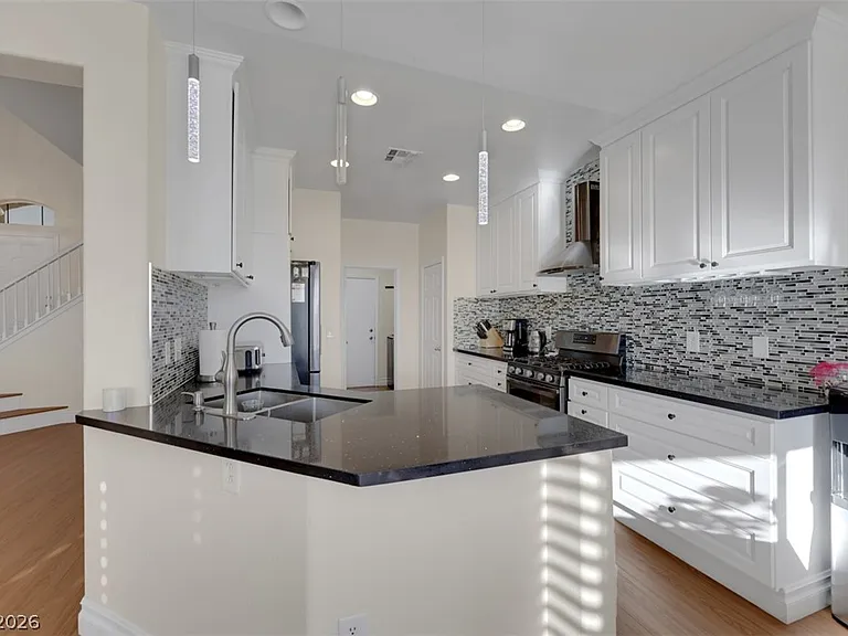 4626 Camden Bridge St — Photo 14
