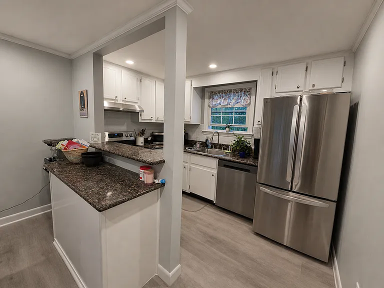 57 Sylvan St #2E — Photo 6