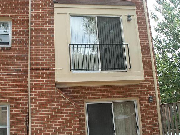 4th image of 3088 Bradford Wood Ct