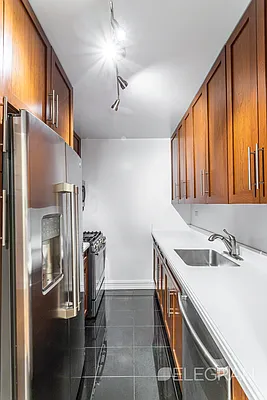 Rented by (Legacy) Elegran | media 5