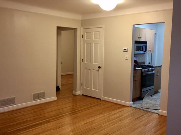 5th image of 7420 Blaisdell Ave