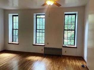 332 6th Ave #2, Brooklyn, NY 11215