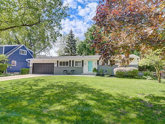 3rd image of 2339 Eastcleft Dr