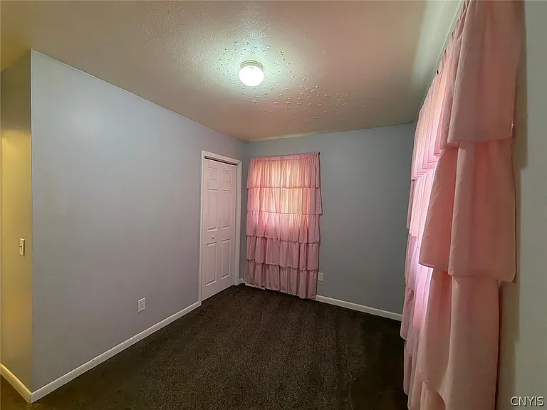 1648 White Bridge Rd — Photo 12