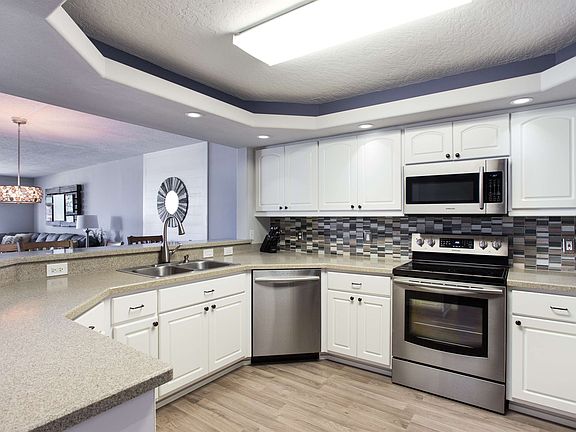 5th image of 3360 S Atlantic Ave APT 413