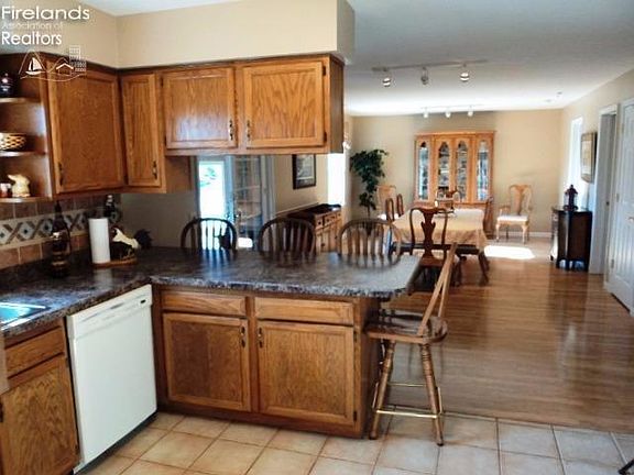 2nd image of 2071 S Olaf Dr