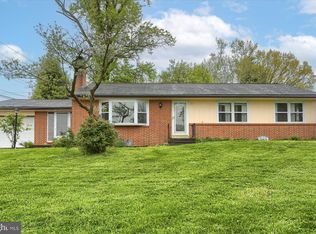 2204 Seitz Dr, Lancaster, PA 17601