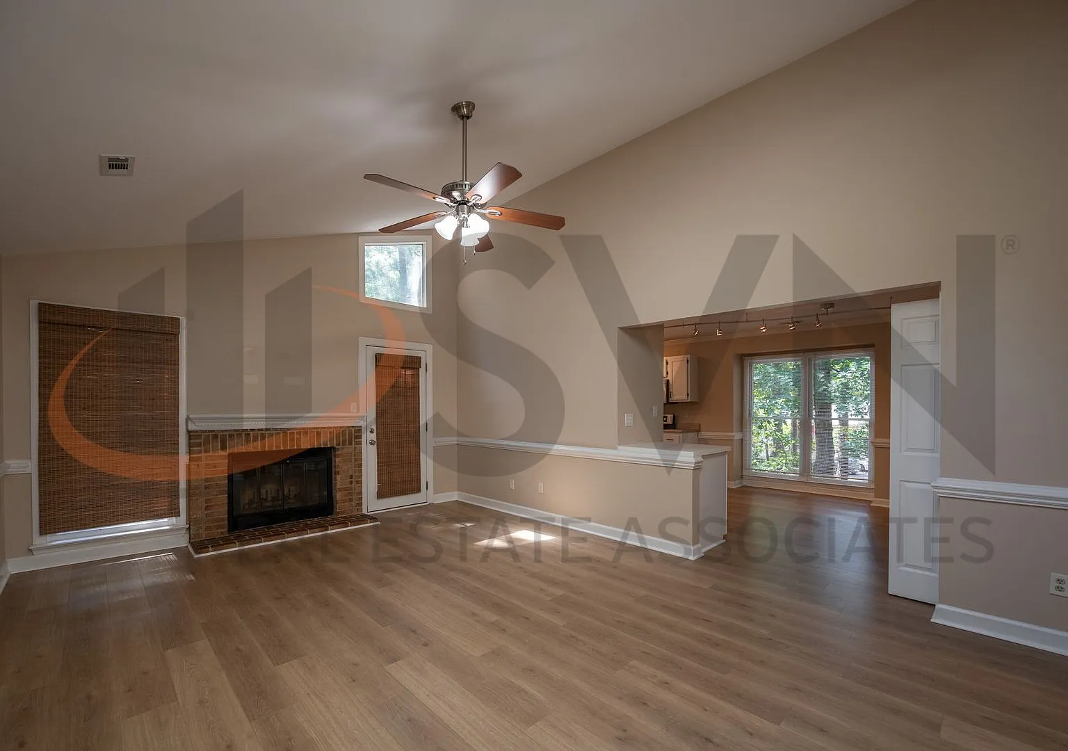 5500 Fortunes Ridge Dr — Photo 3