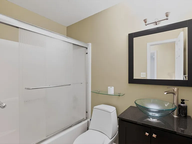 47950 Mayflower Dr — Photo 12