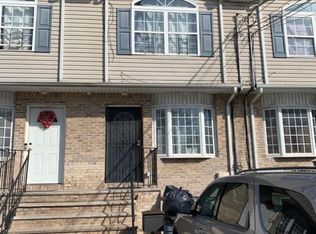 39 Alaska St, Staten Island, NY 10310