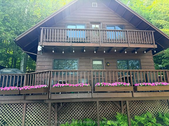 2nd image of 148 Sunnyview Dr