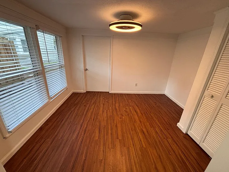 111 Cedar St — Photo 9