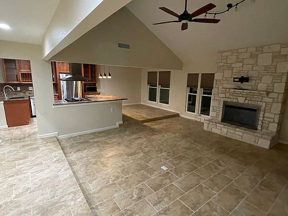 5th image of 10334 Mount Michelle St