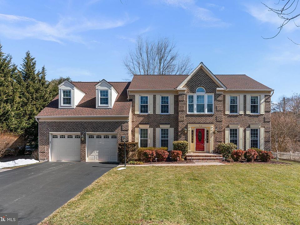 1st image of 914 Redmore Dr