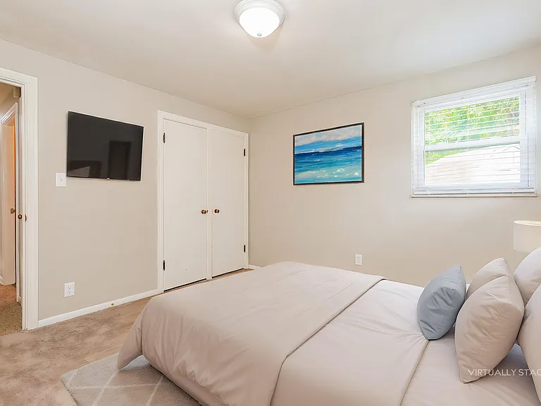 641 Penny Dr — Photo 6
