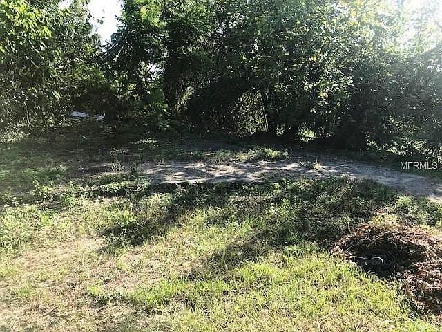 2nd image of 126 Short St