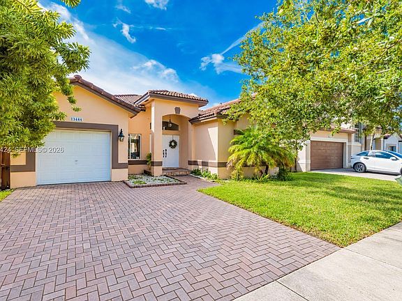 3rd image of 13444 SW 281st Ter