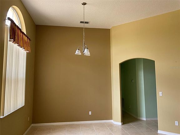 2nd image of 12934 Colonnade Cir