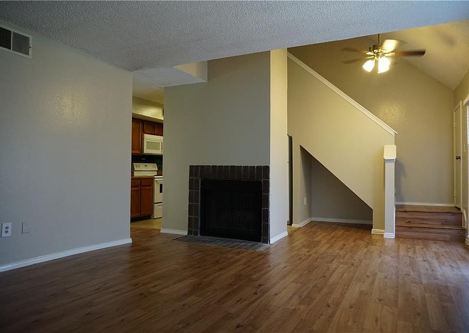 1st image of 2310 Balsam Dr APT B205
