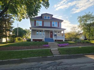 112 Beaver St, Beaver Dam, WI 53916