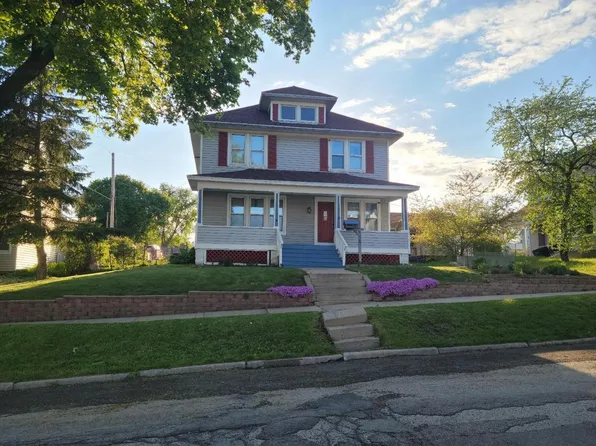 112 Beaver Street, Beaver Dam, WI 53916