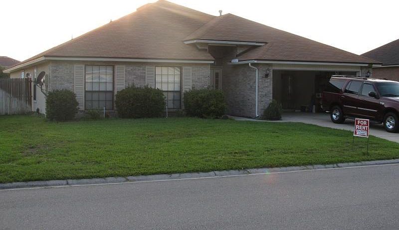 2nd image of 1970 Knottingham Trace Ln