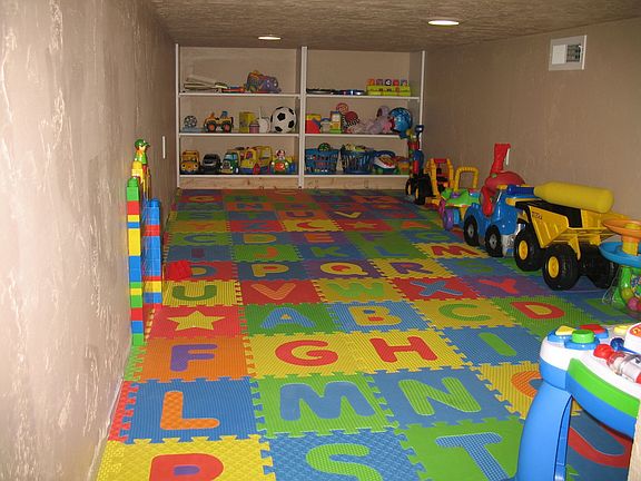 Awesome playroom in Crawlspace
