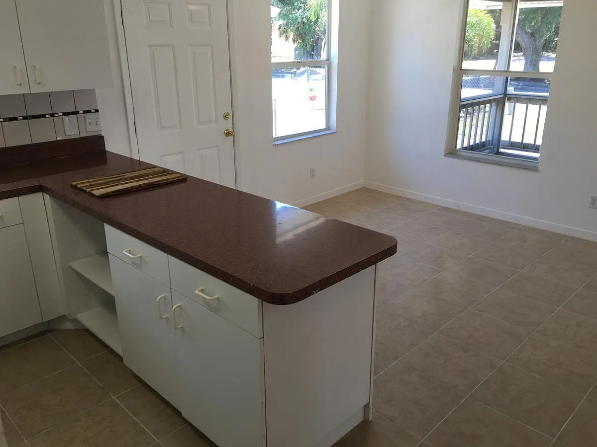 3 bed, 1564 sqft, $2,100 — Photo 3