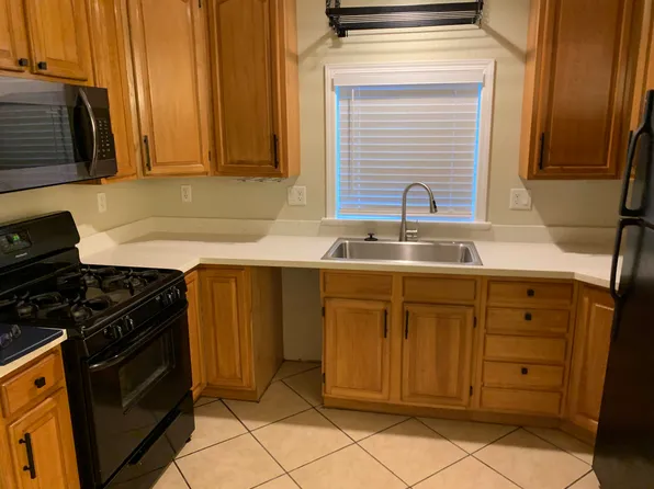 2216 Blackfield Dr #B, Concord, CA 94520