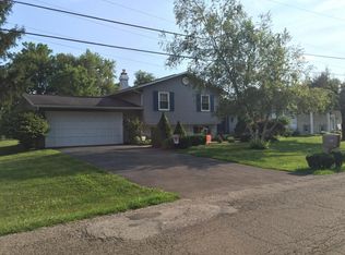 209 Sherwood Downs Rd S, Newark, OH 43055