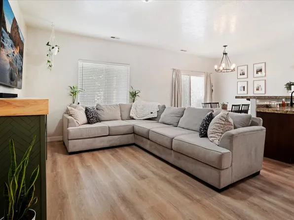 371 S 790 W, Pleasant Grove, UT 84062