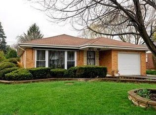 514 S Elmhurst Rd, Mount Prospect, IL 60056