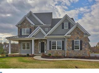 394 Fern Ln, Lancaster, PA 17601