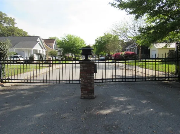 107 Daisy Ct, Savannah, GA 31404
